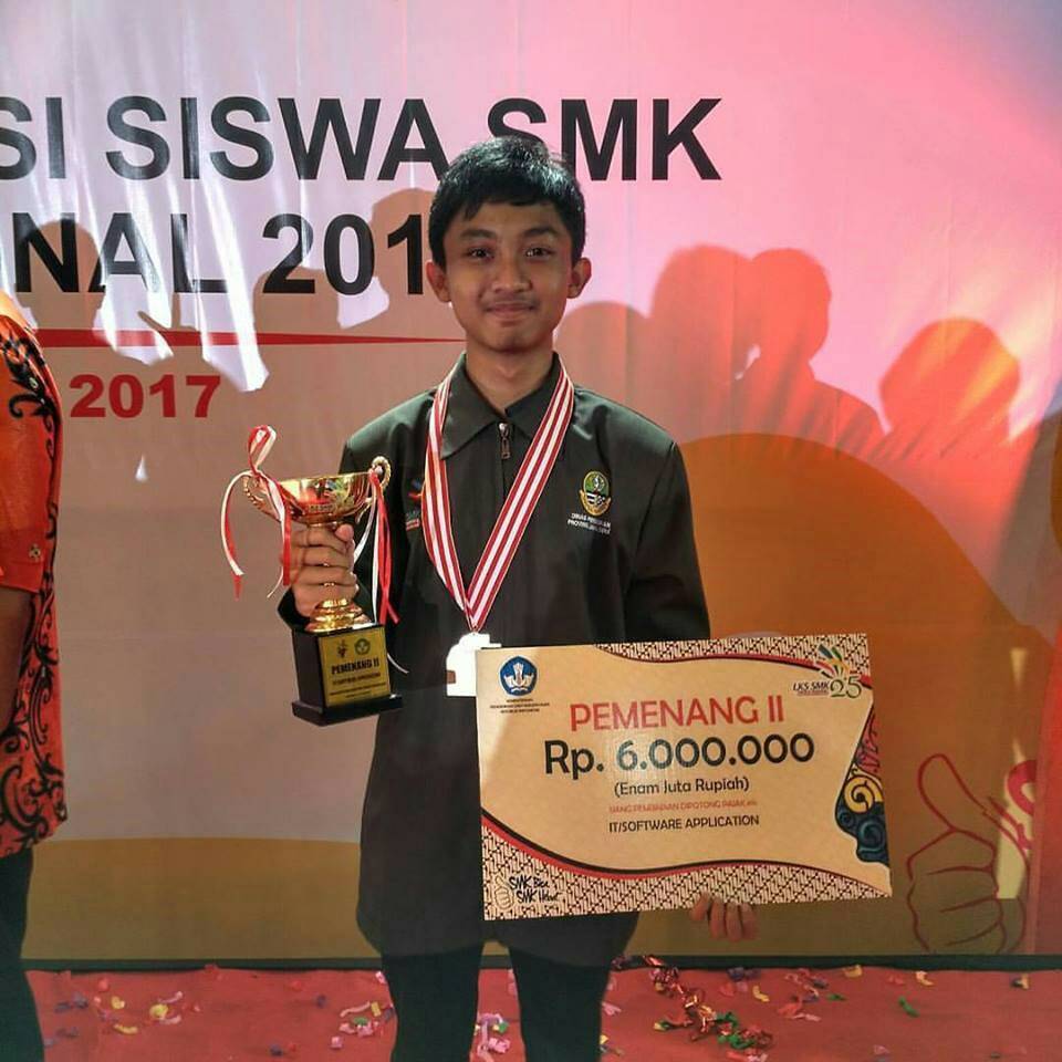 Juara 2 LKS Tingkat Nasional 2017 Bidang Lomba IT Software